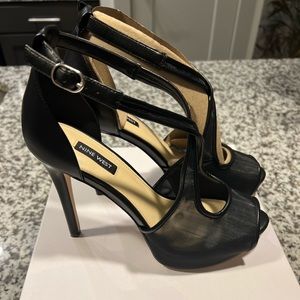 Nine West Hanya Peeptoe Platform Pump SZ 8